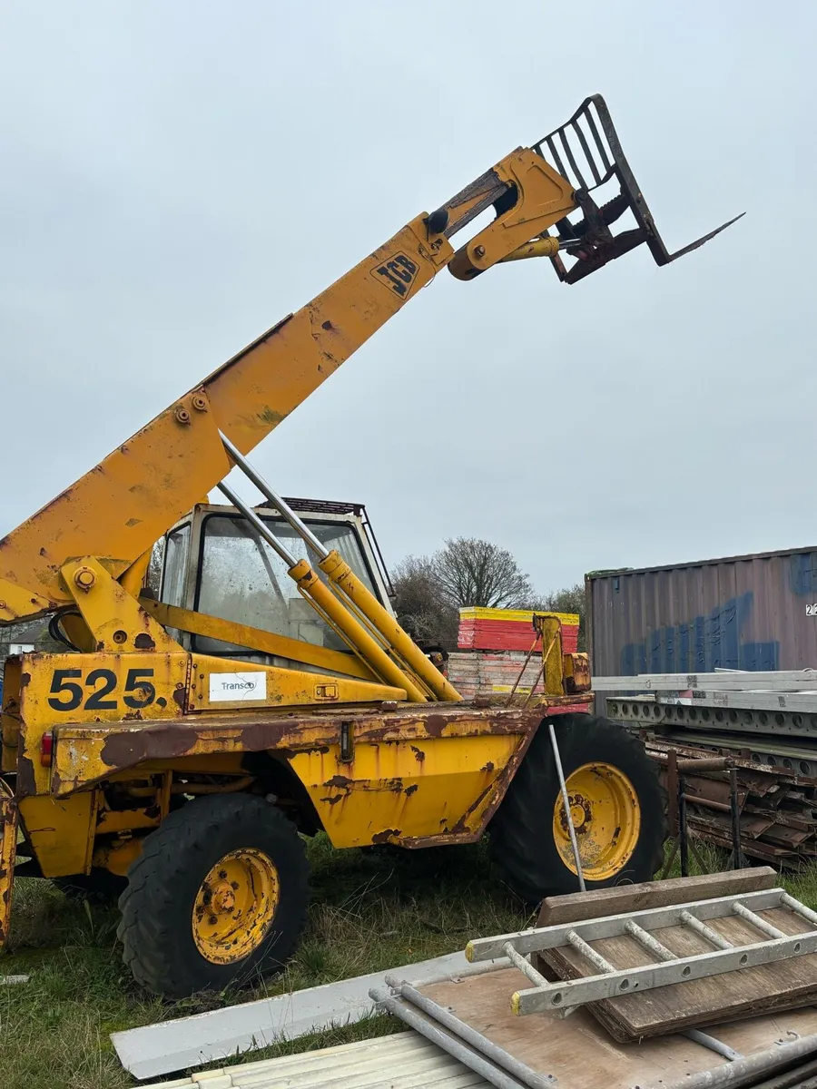 JCB 525 - Image 1