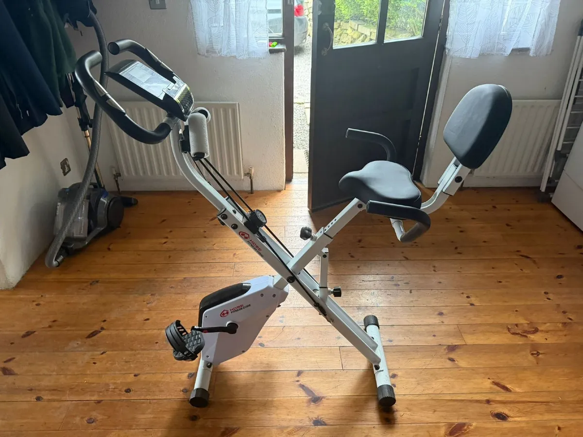 Exercise bike - Image 1
