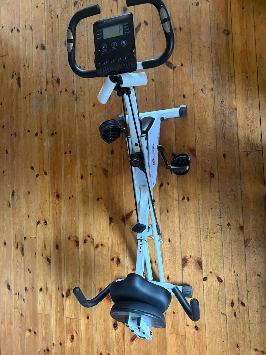 Exercise bike - Image 2