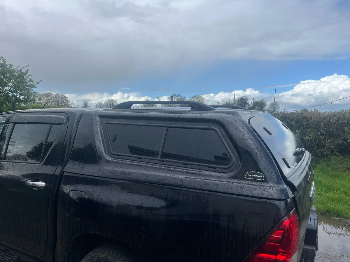 Toyota hilux canopy - Image 2