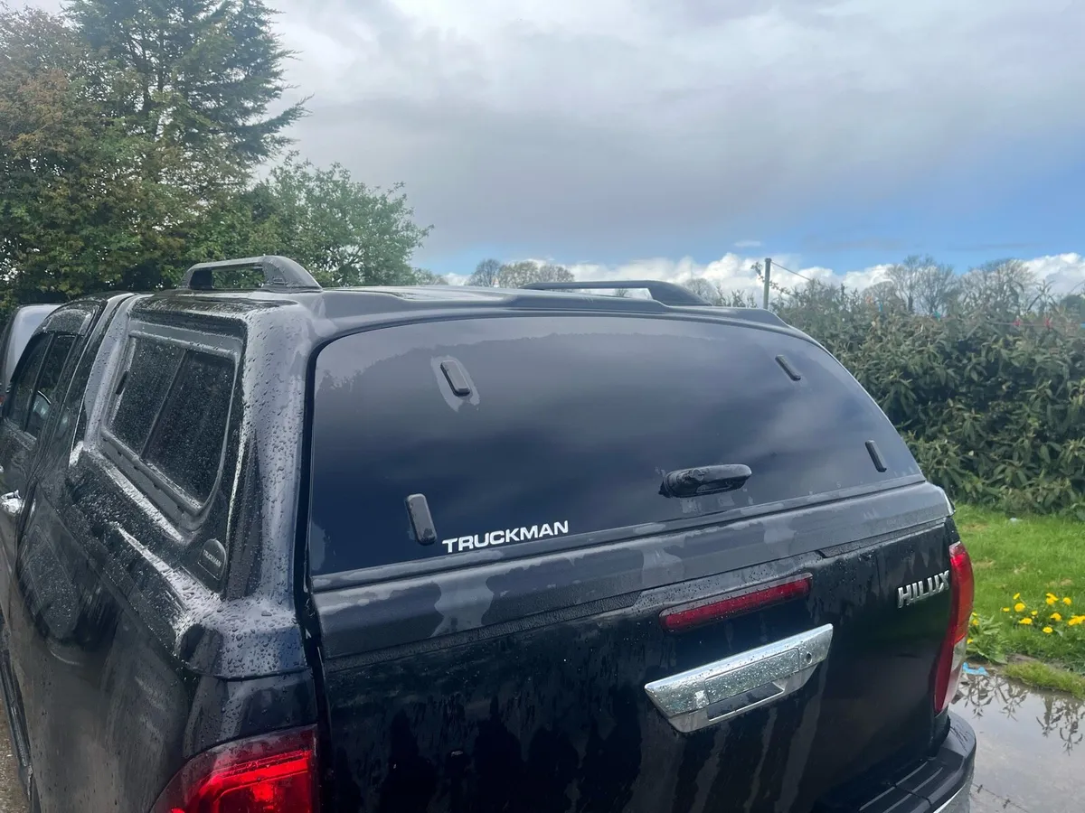 Toyota hilux canopy - Image 1