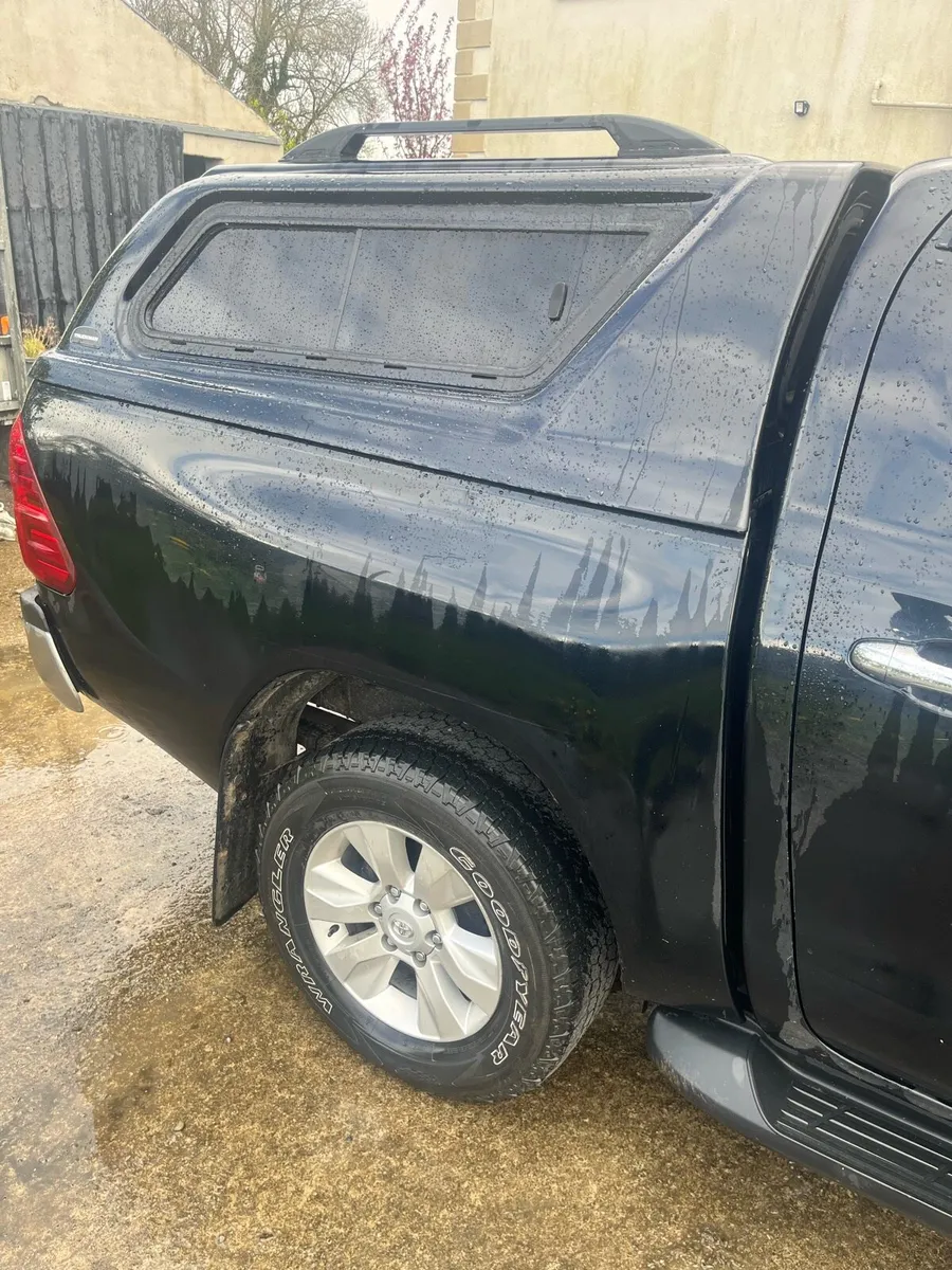 Toyota hilux canopy - Image 3