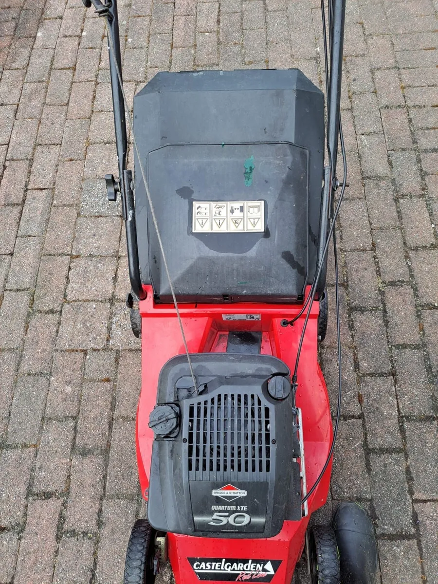 Briggs and Stratton lawnmower - Image 3