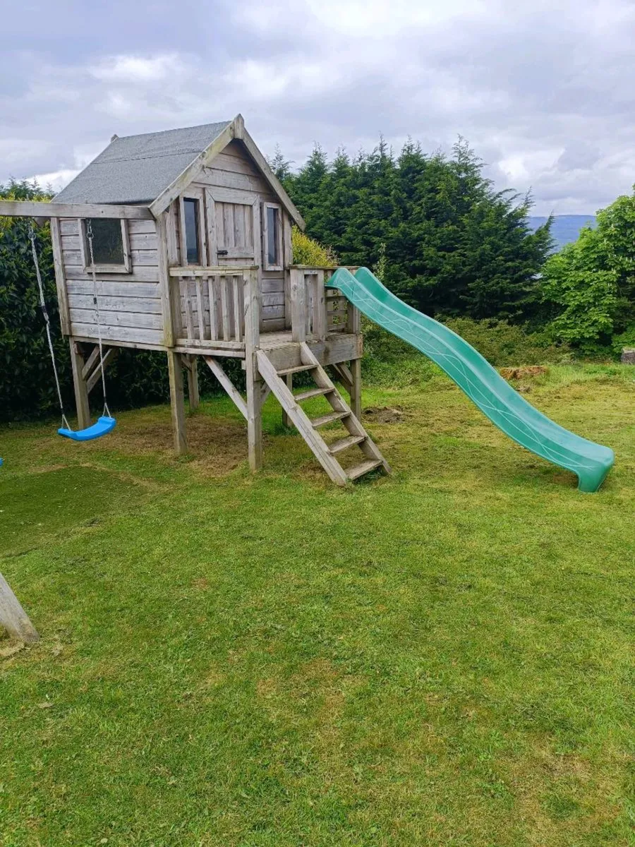 Timber playhouse house - Image 2