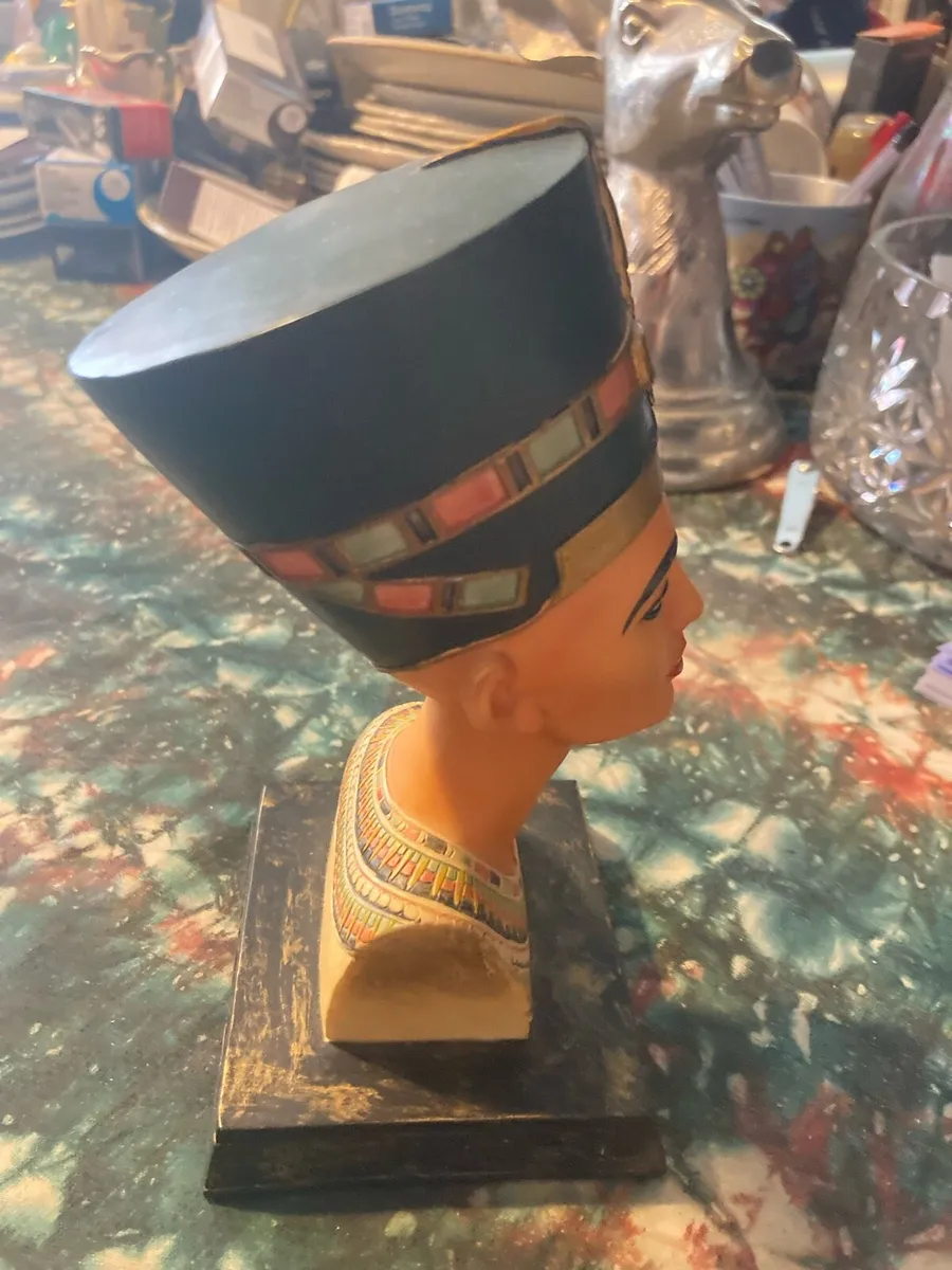 Ancient Egyptian figure free postage - Image 2