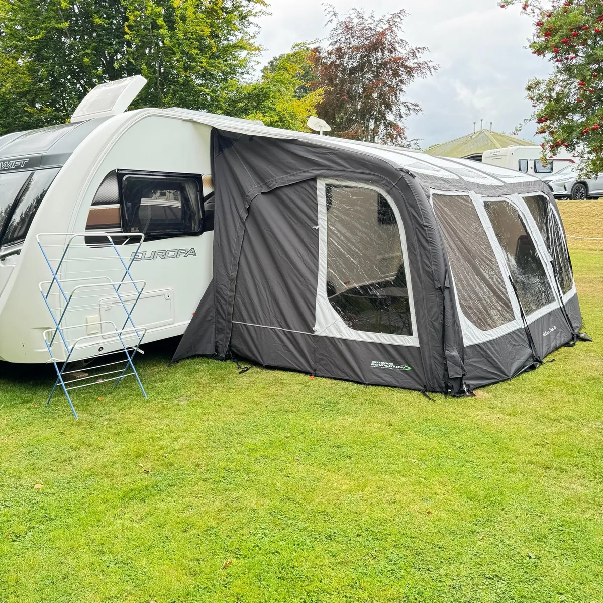 Outdoor Revolution 420 Air Awning - as new - Image 1