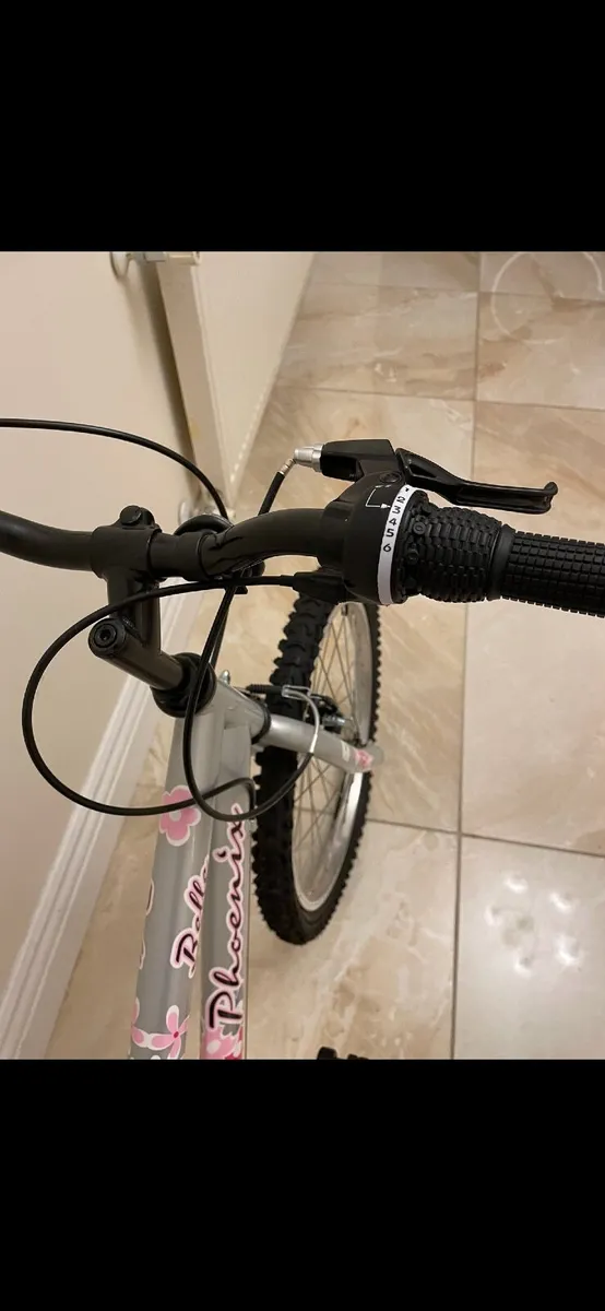 Child’s bike - Image 3