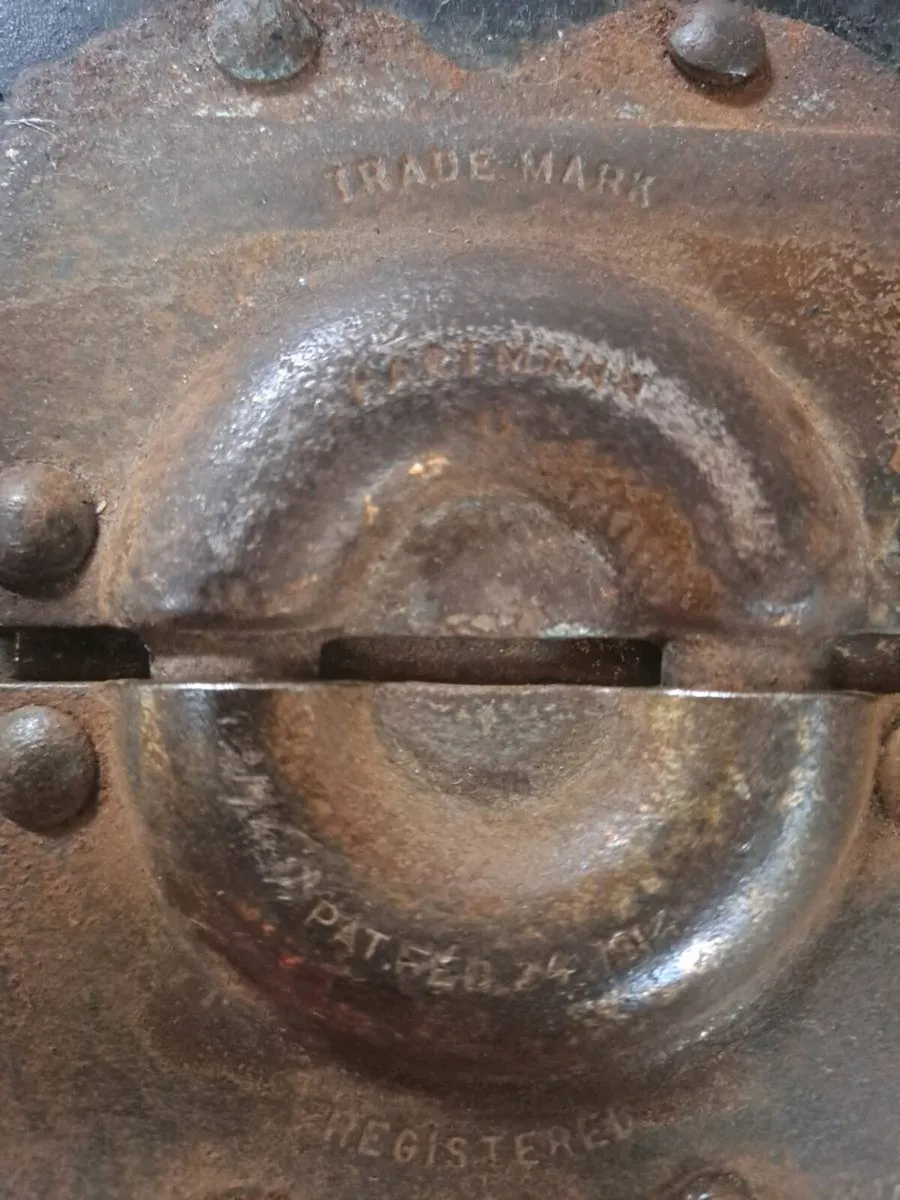Antique Hartmann Steamer Trunk - Image 2