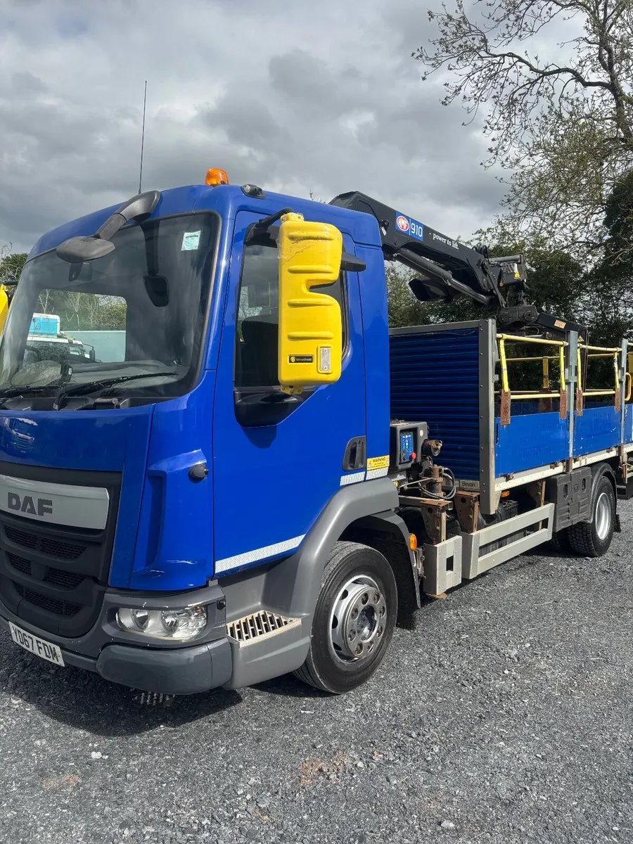 12 ton daf crane truck - Image 1