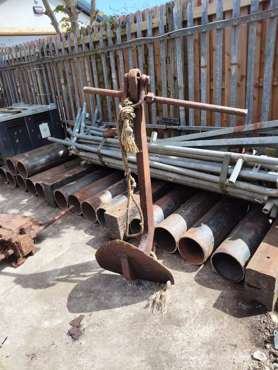 Anchors - Image 1
