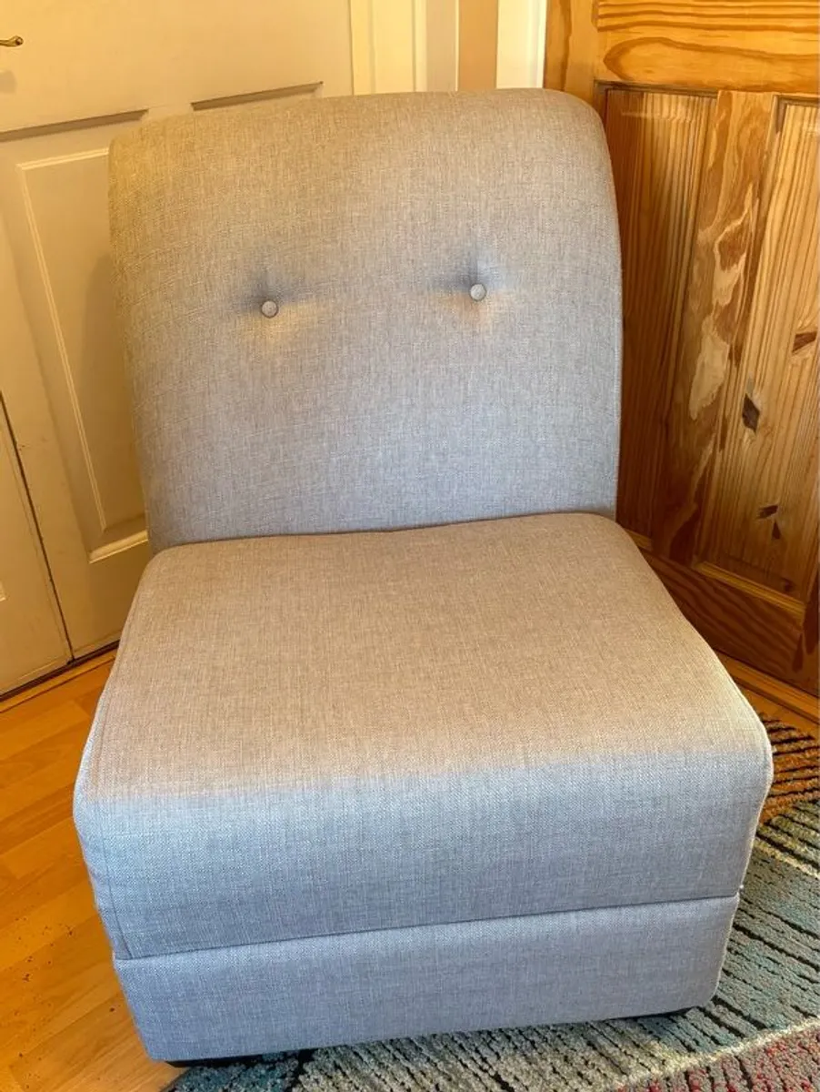 Comfortable relaxing chair - Image 2