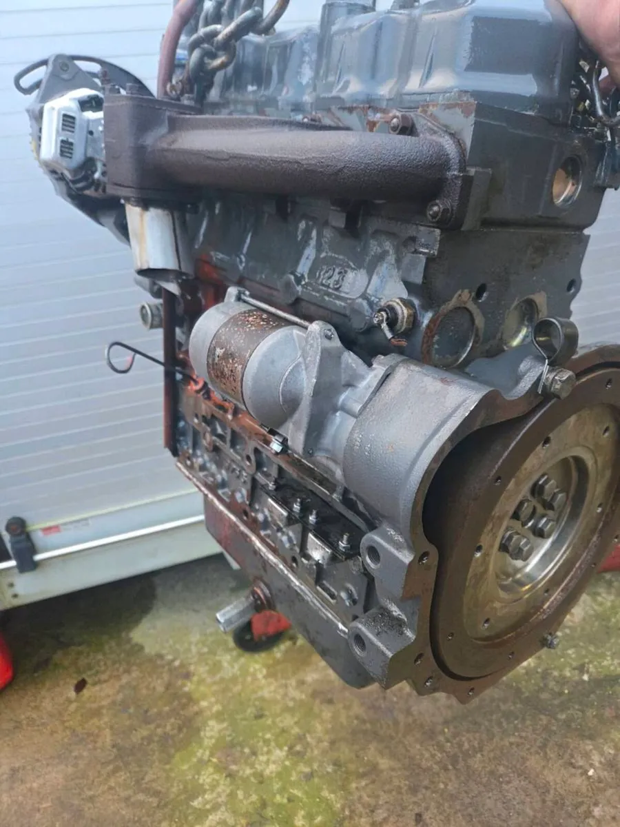 Kubota V2203 4 cylinder diesel engine - Image 4