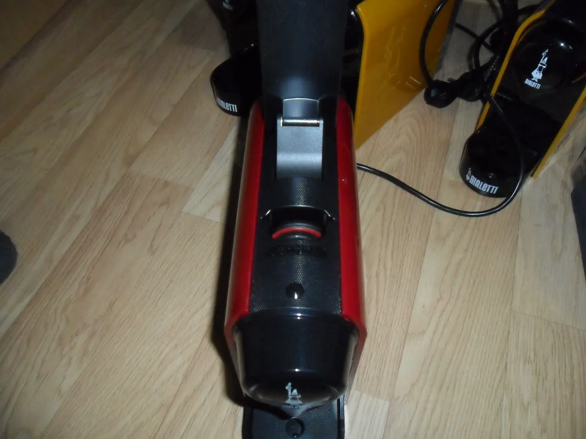 Bialetti CF90 Capsule Express Coffee Machine - Image 4