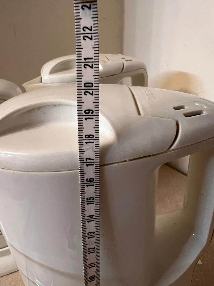 3 x Tefal travel kettles - Image 4