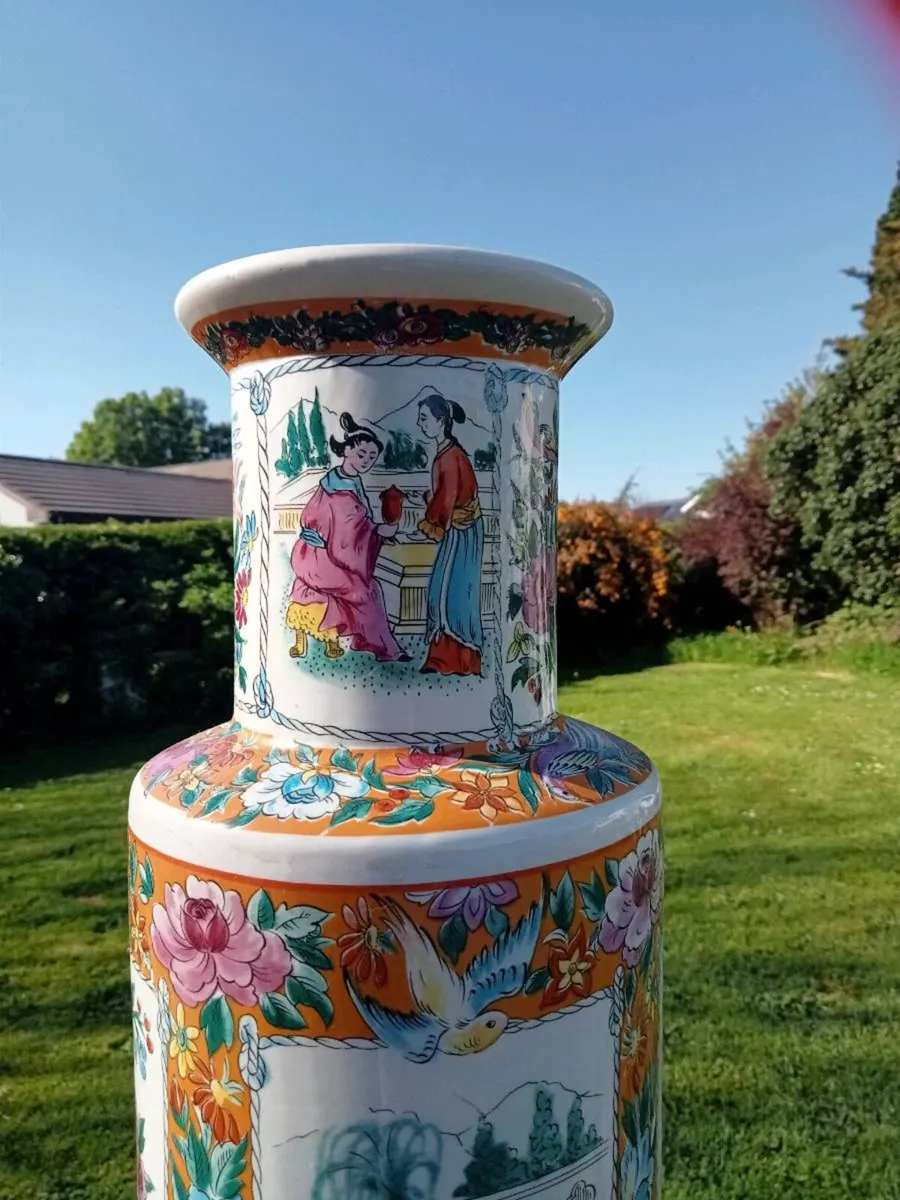 Selection of Asian vases - Image 4