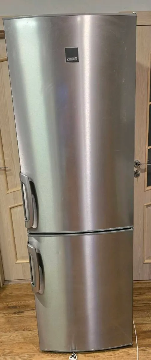 Fridge freezer Zanussi - Image 1