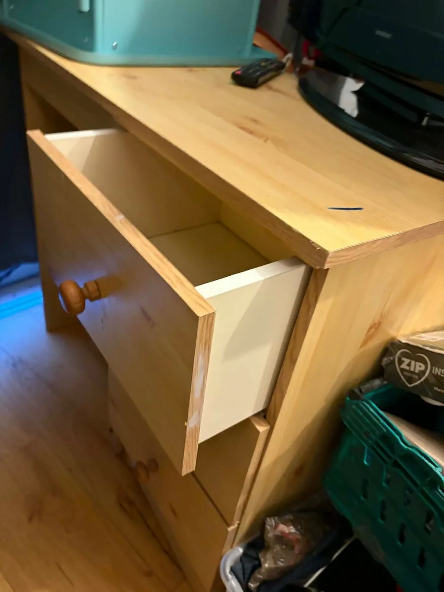 Study desk - Image 4