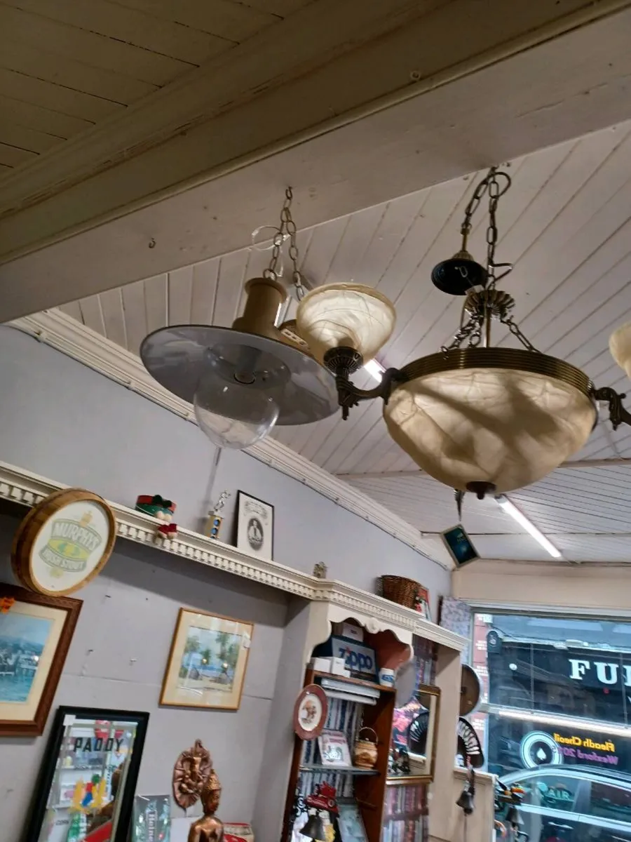 Lot of  good quality lighting - Image 1