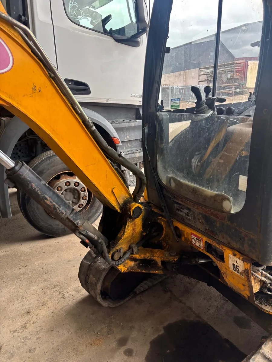 Jcb 3ton 2017 - Image 3