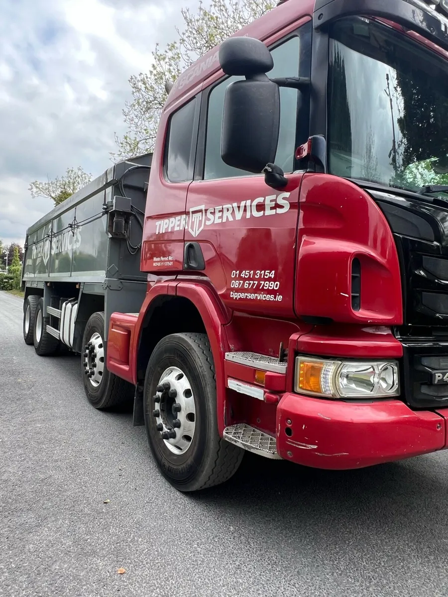 Scania 8x4 tipper- tar spec / shoots - Image 1