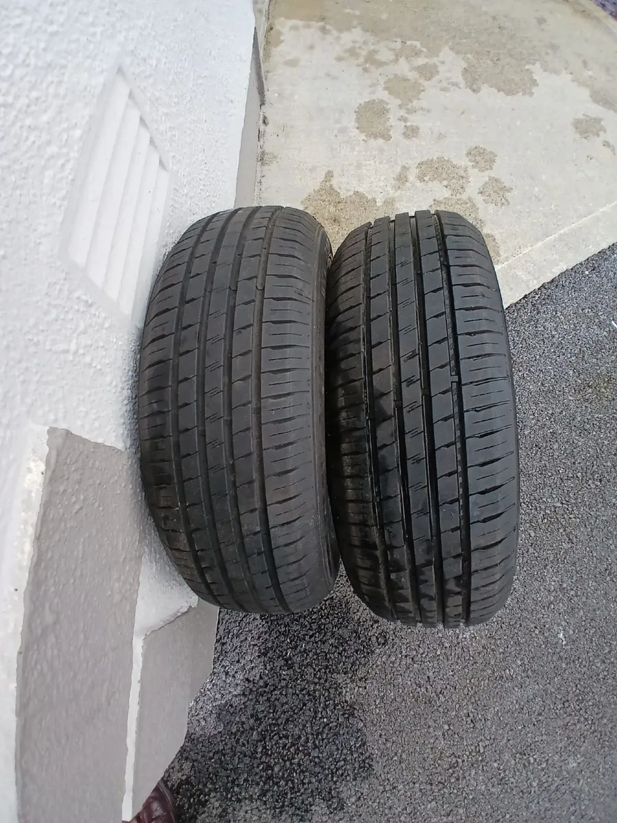 Car tyres - Image 1
