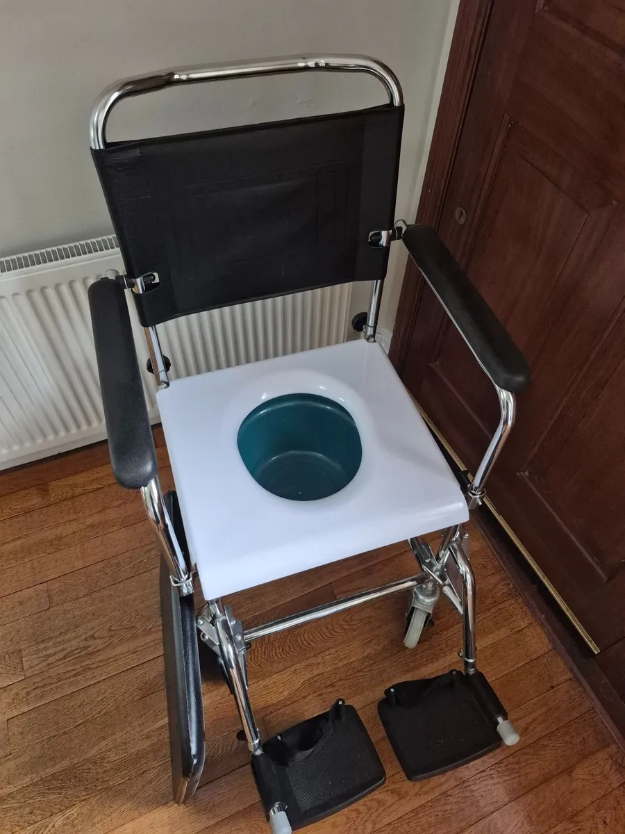 Commode - Image 2