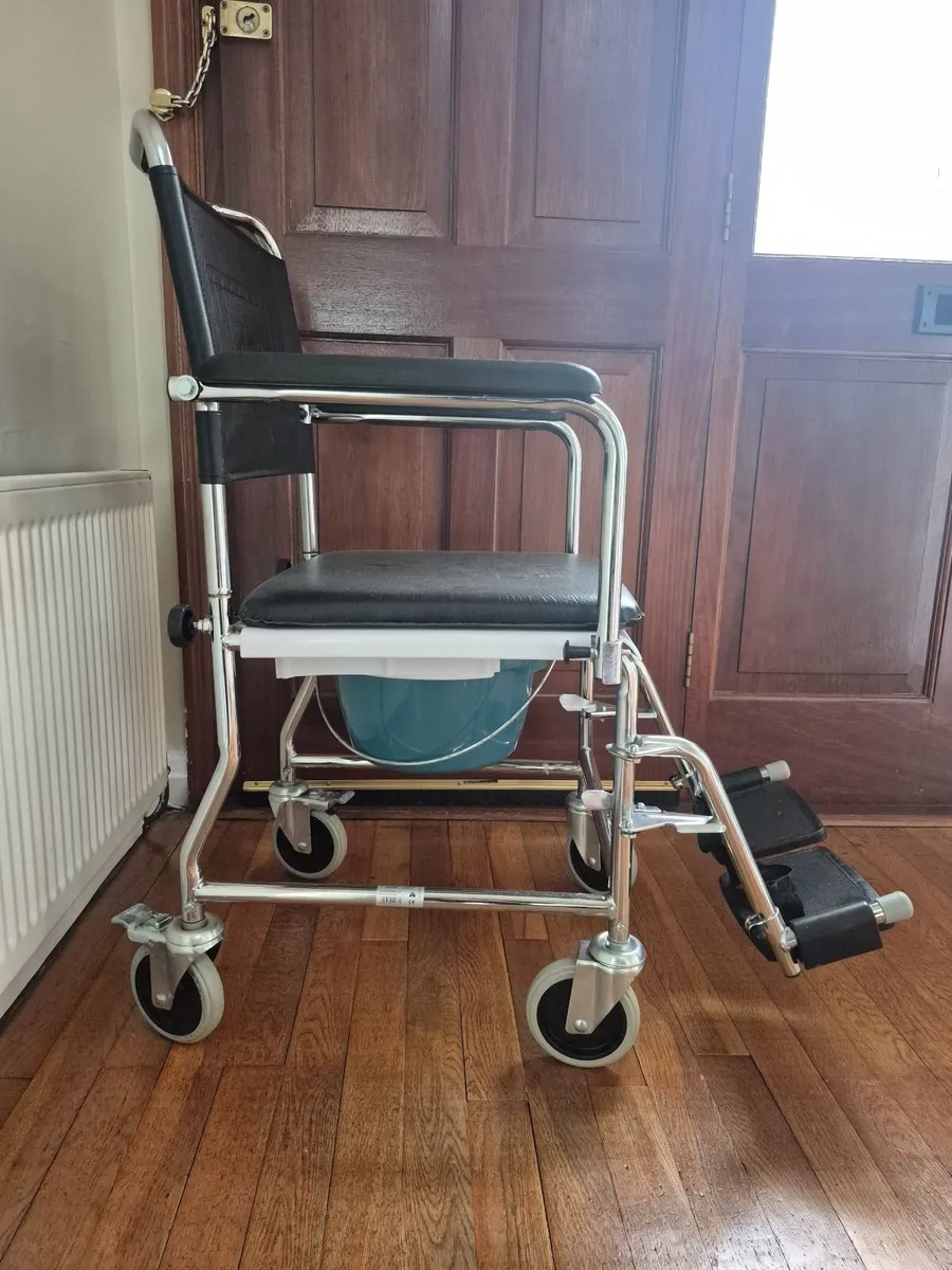 Commode - Image 4