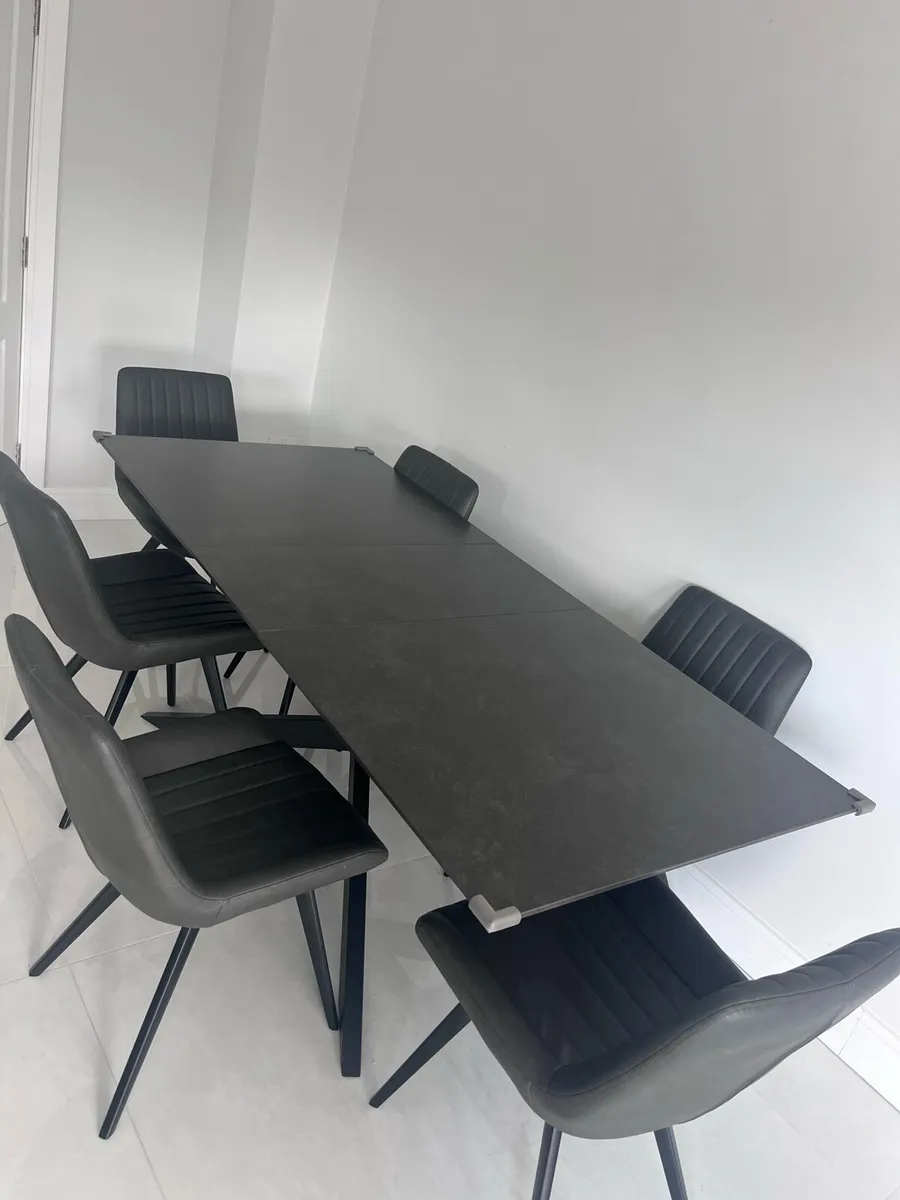 Dining Set - Image 1