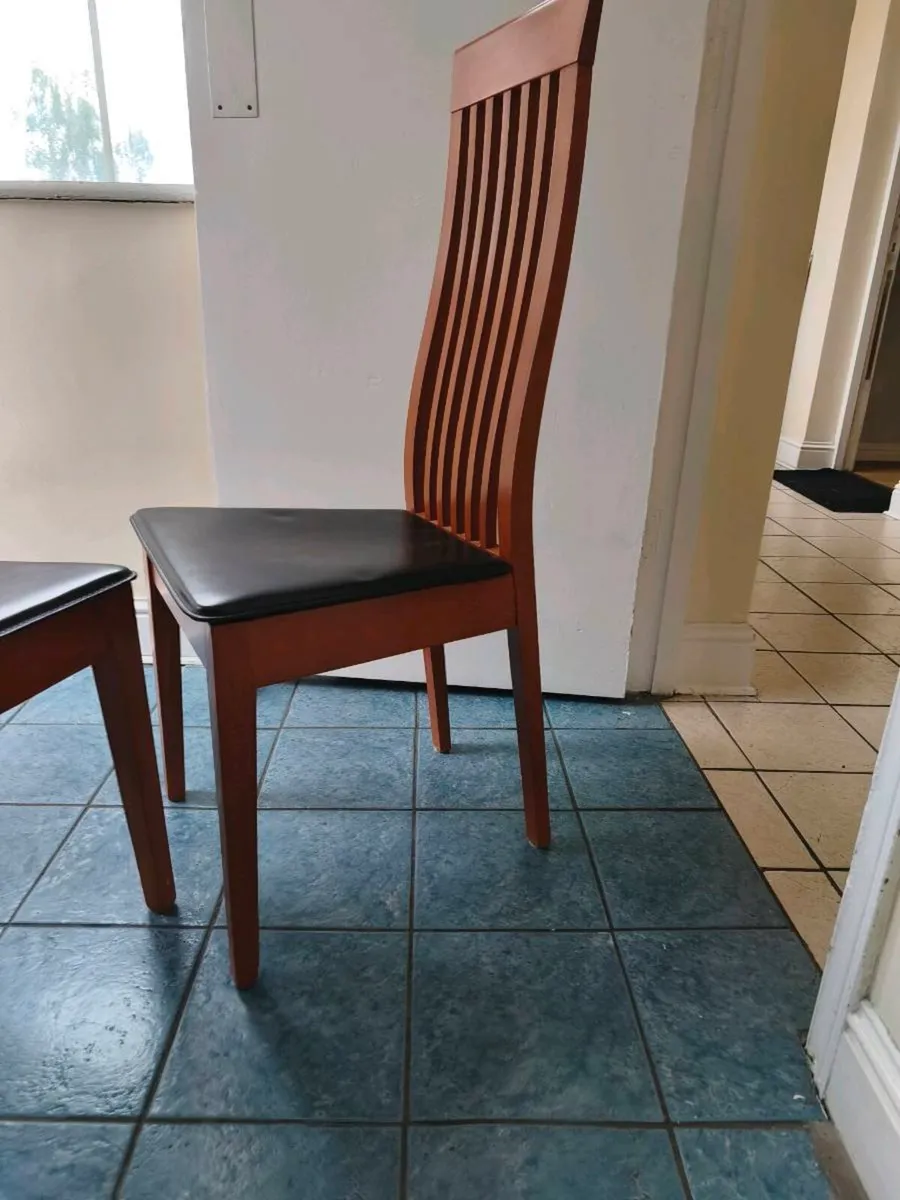 Wooden chairs /leather - Image 4