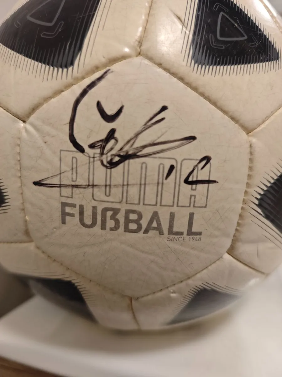 Signed Football – Ireland v Ukraine 2022 - Image 1