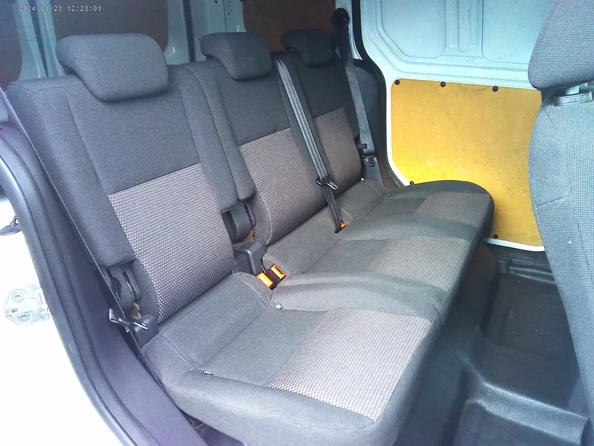 Ford Transit Connect 5seater  low miles DOE 12/26 - Image 3