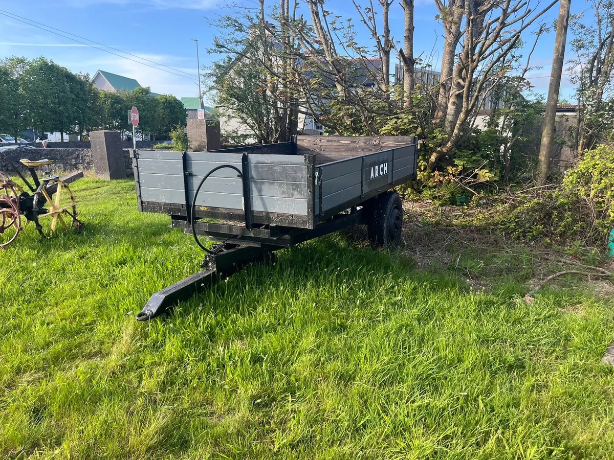 Tipping trailer - Image 3