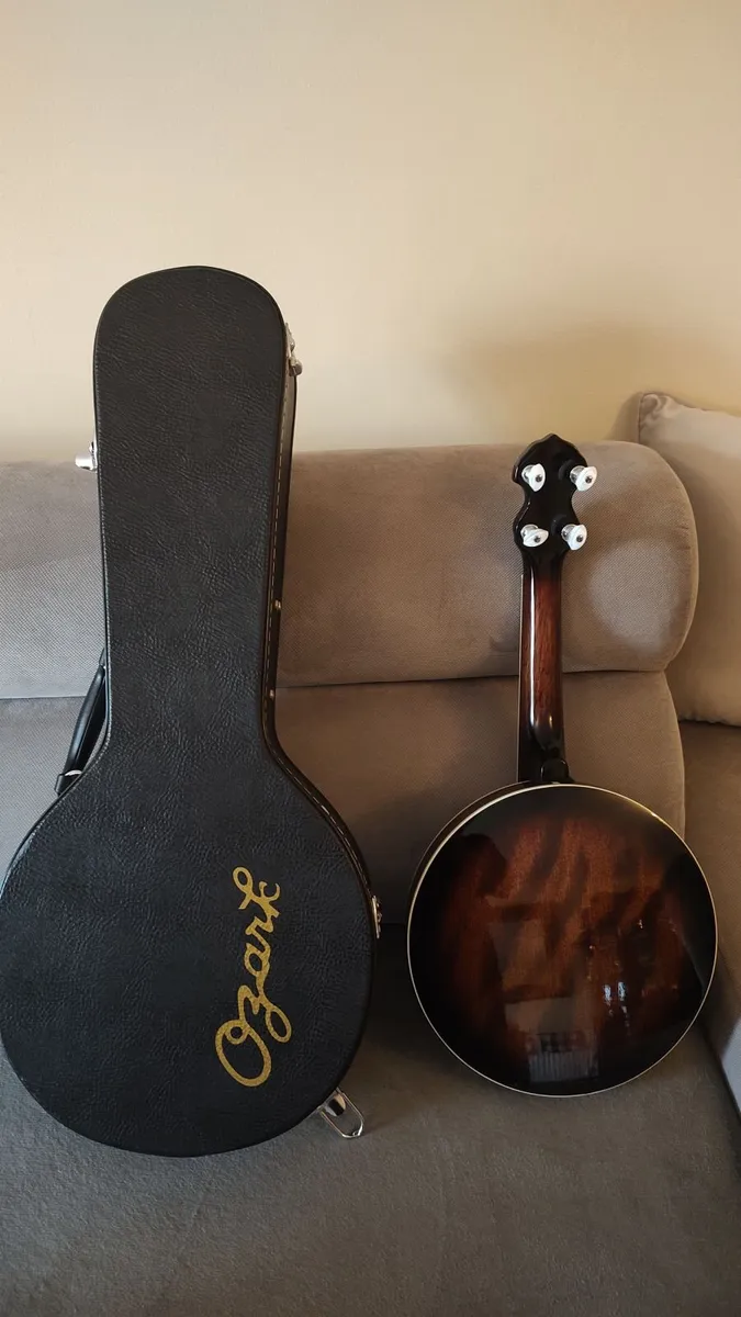 Ozark Ukulele Banjo - Image 4