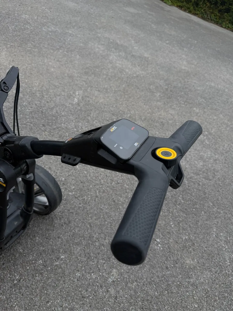 Powakaddy ct6 gps - Image 3