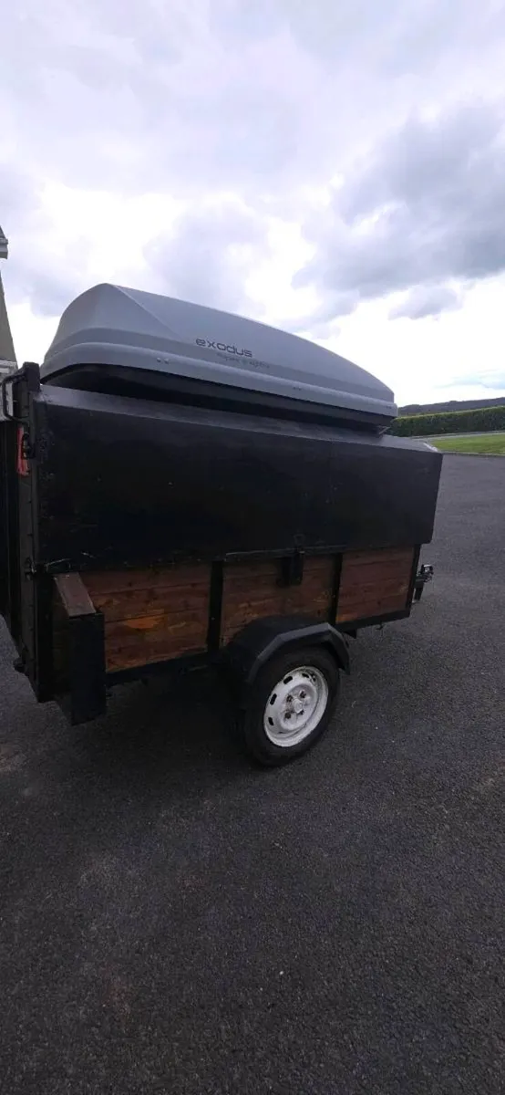 Camping trailer - Image 4