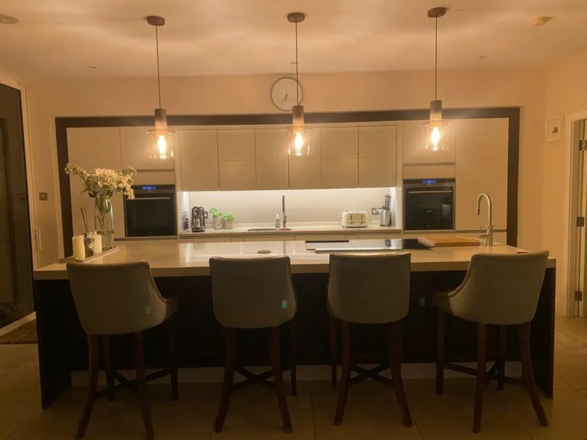 Kube Kitchen including Siemens appliances - Image 4