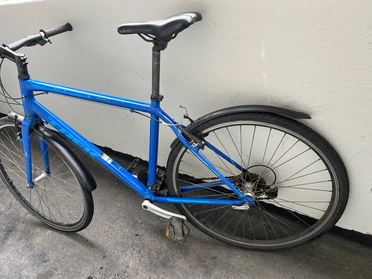 Trek Hybrid bike - Image 2
