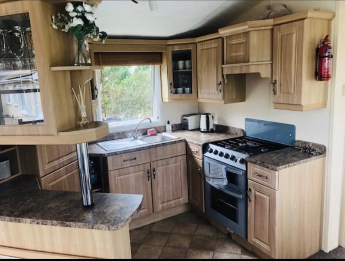 2 Bed Mobile Home - Image 3