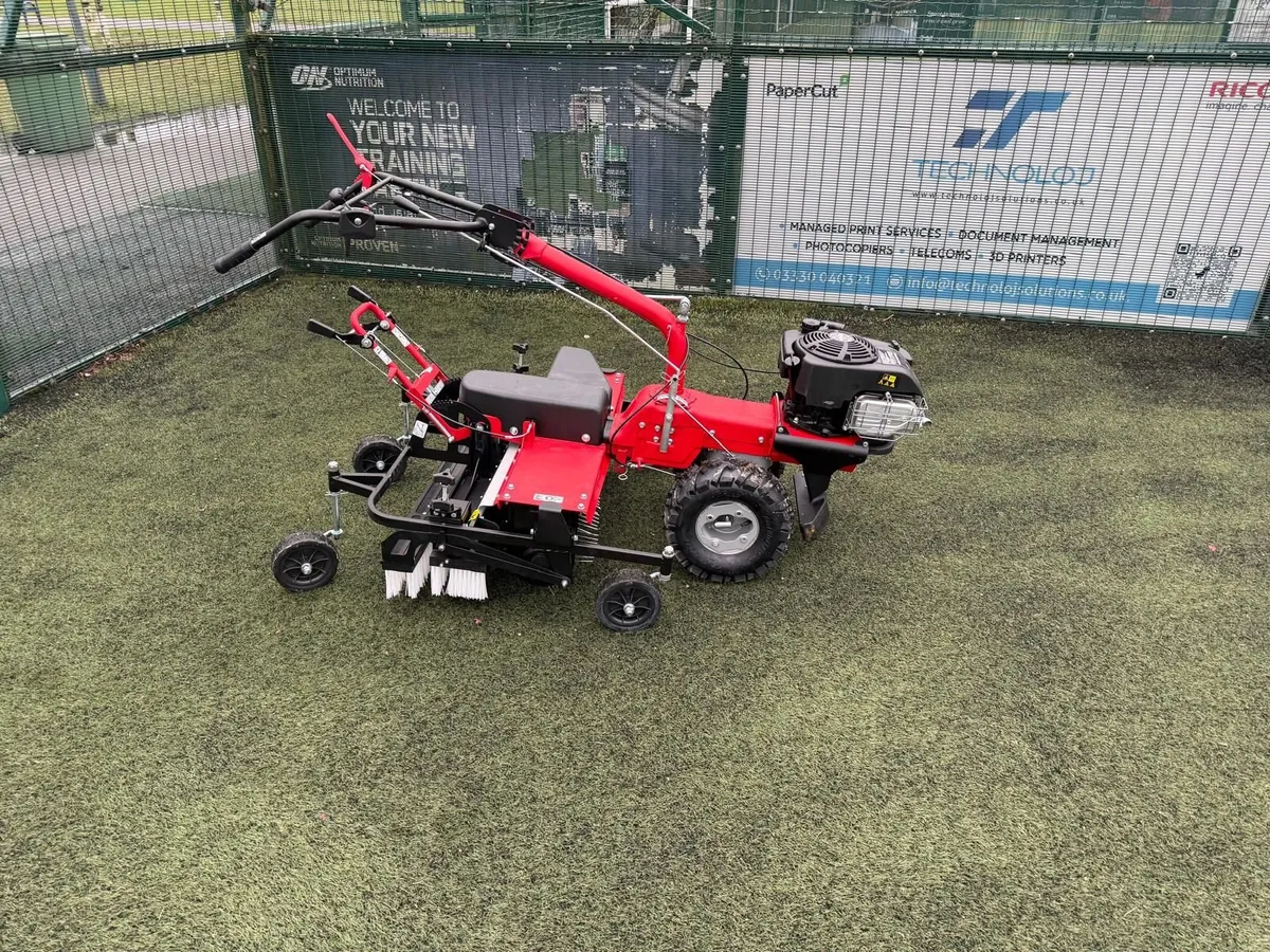 3G 4G Pitch maintenance decompaction service - Image 2