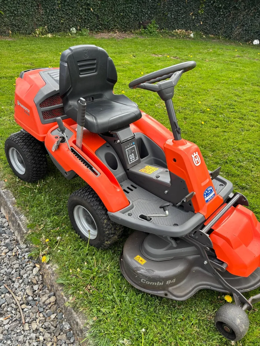 Ride on lawn mower - Image 3