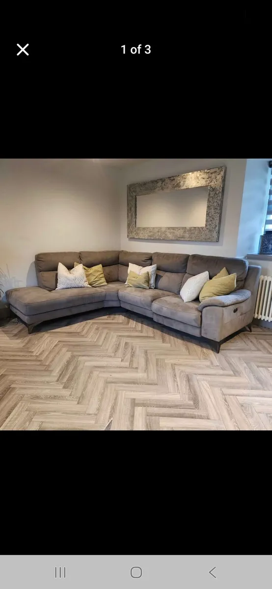 Corner sofa - Image 1