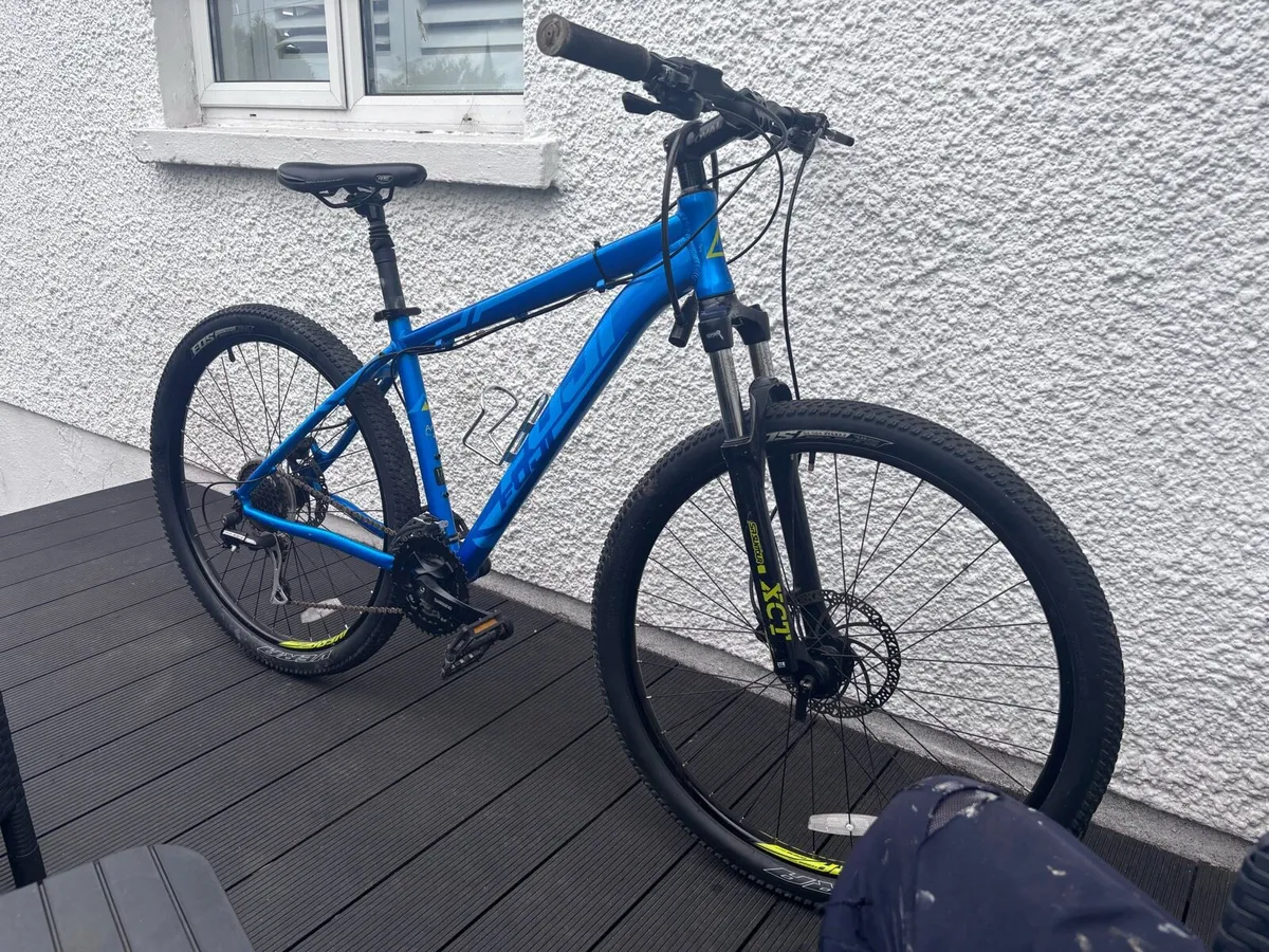 Fuji Nevada mountain bike - Image 1