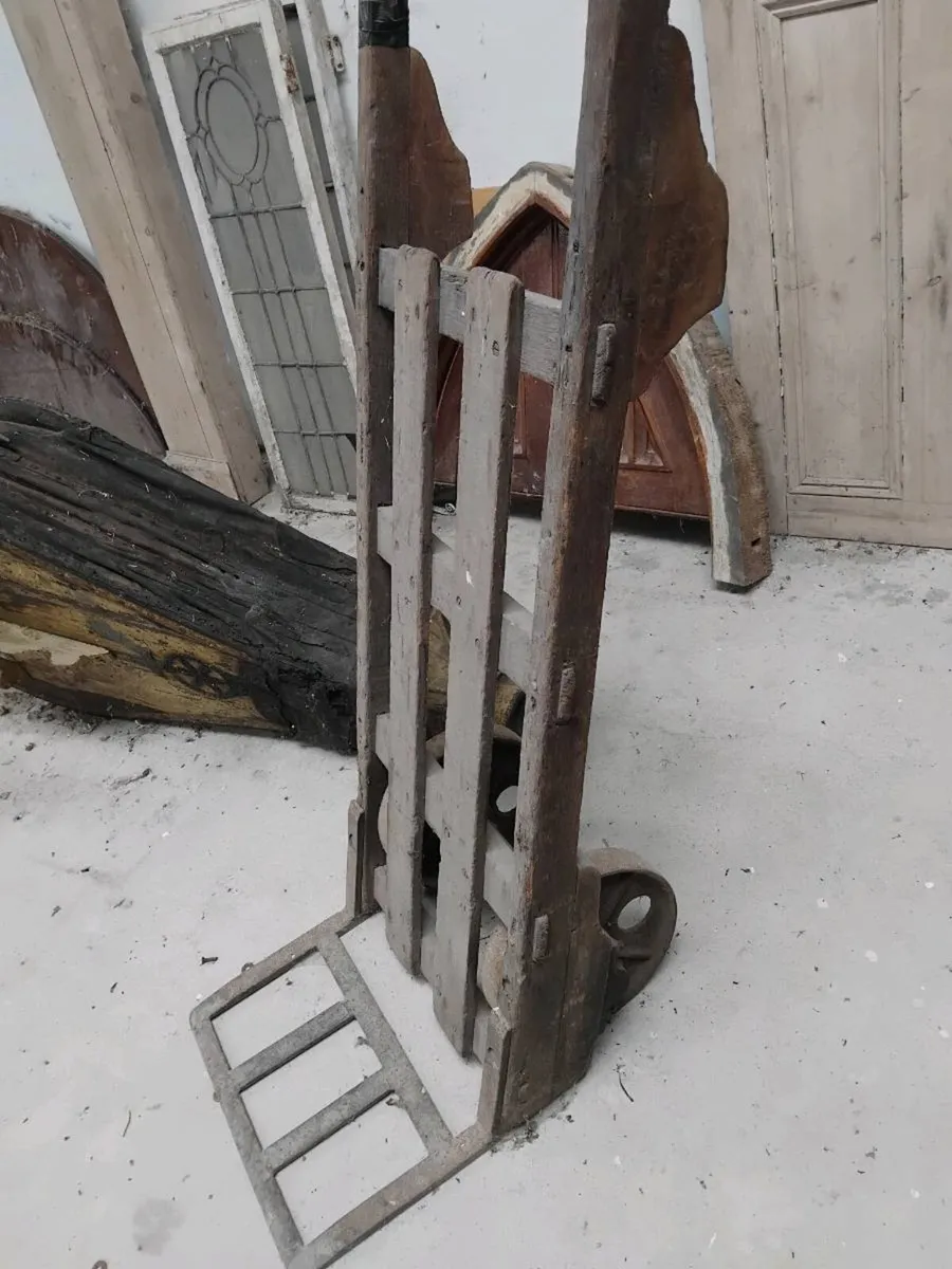 Antiques - Image 3