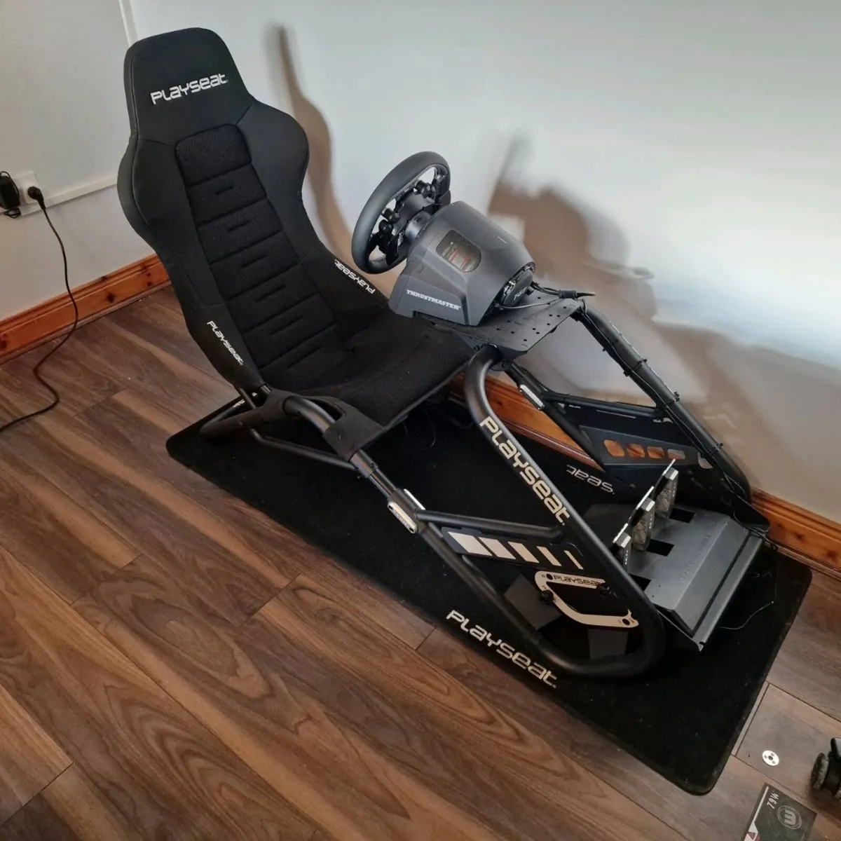 Playseat trophy (optional with trustmaster t gt 2) - Image 1