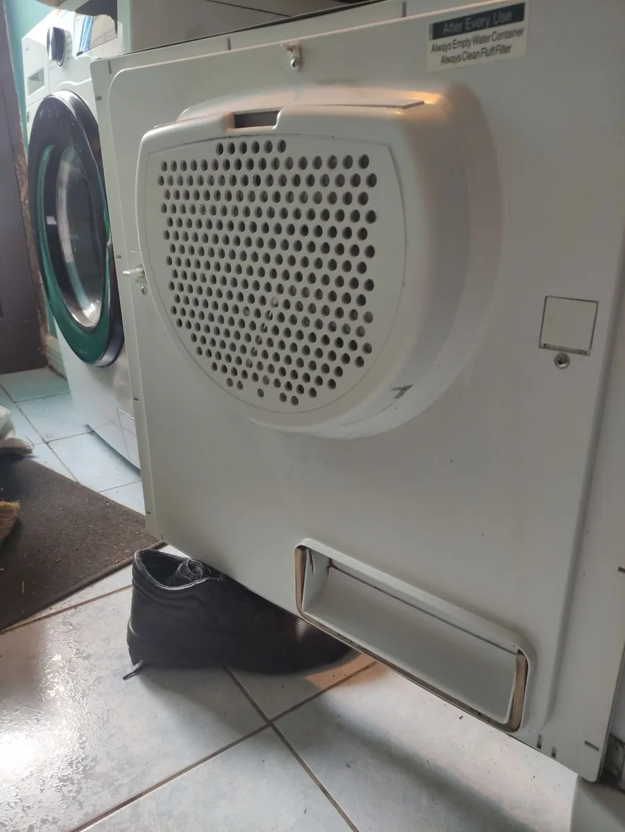 Tumble Dryer - Image 4