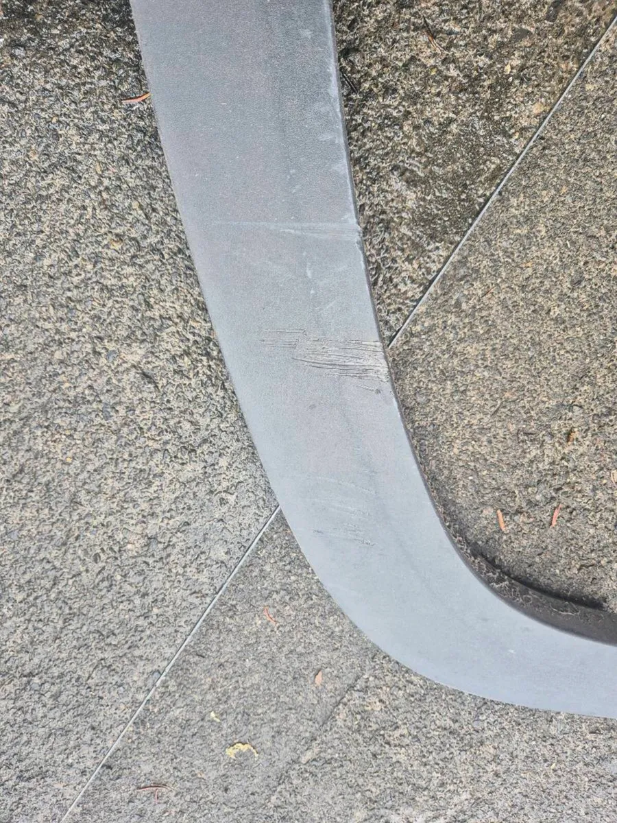 Rear driver door trim 2023 tucson - Image 2