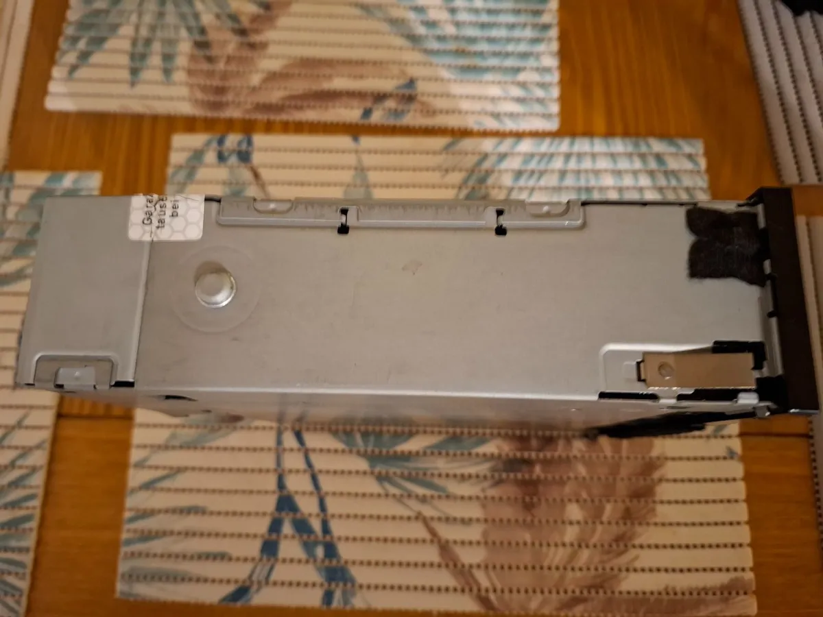 AUDI 6 Disc CD Changer - As NEW - Will fit most... - Image 3
