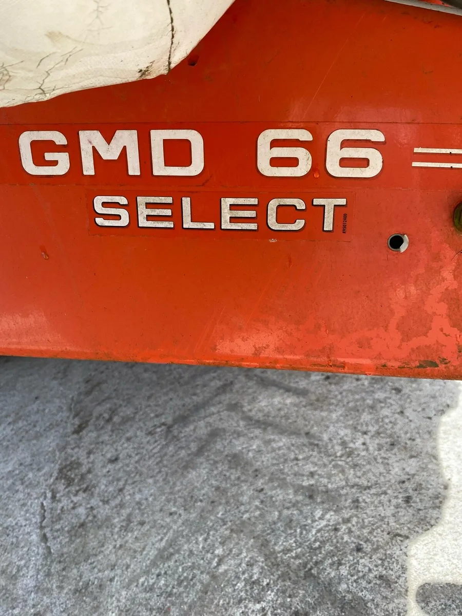 KUHN GMD 66 Select 8 ft Disc Mower - Image 2
