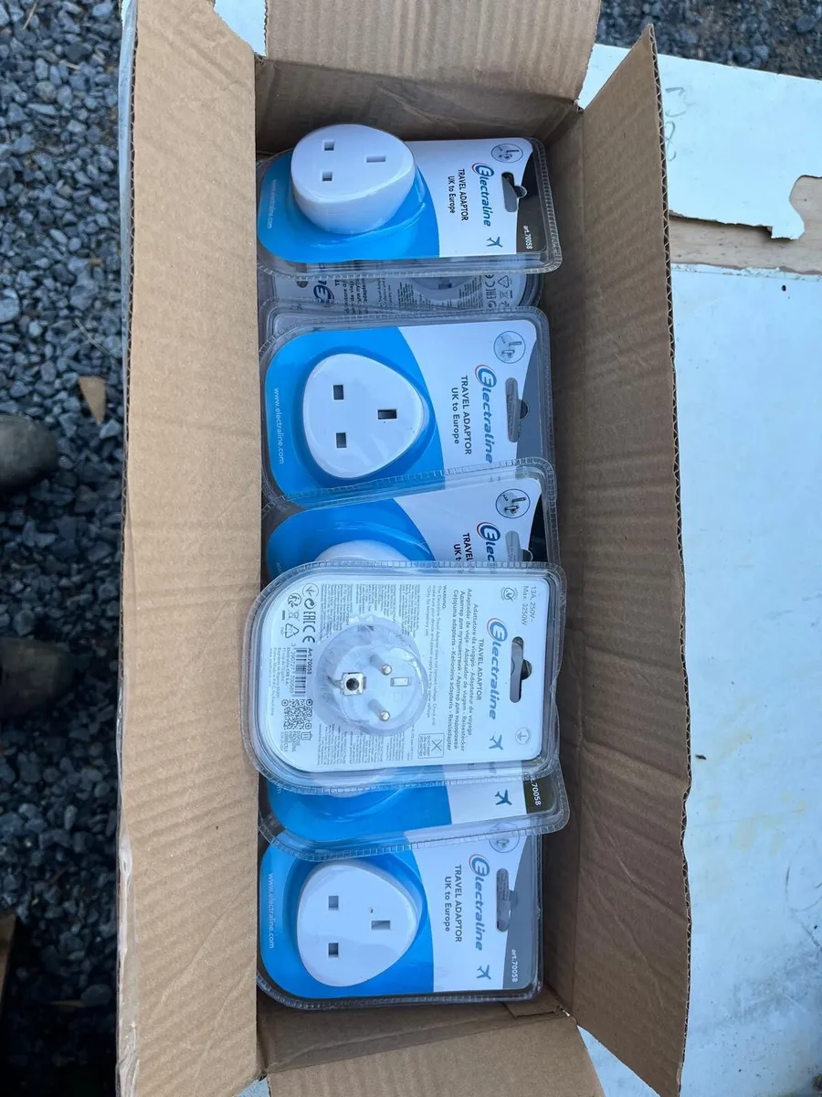 Uk- Ireland to EU adapters box of 10 - Image 2