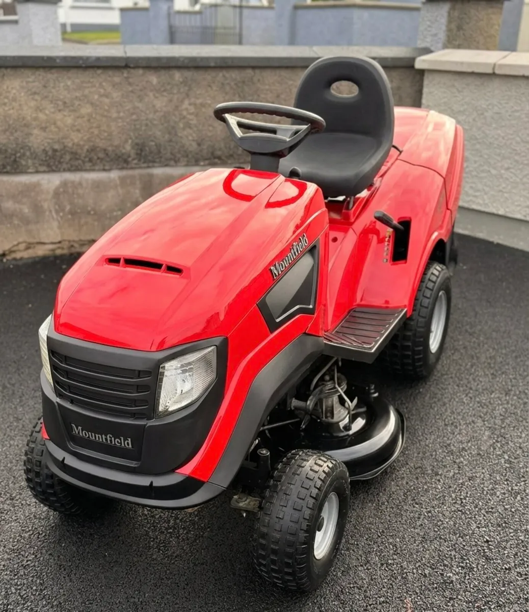 Mountfield ride on lawnmower - Image 3
